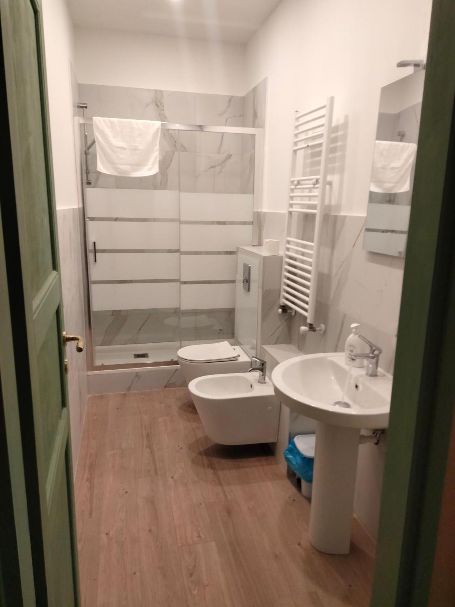 San Petronio Room And Suite Rooms - By Bolognacentro Luxuryh 外观 照片