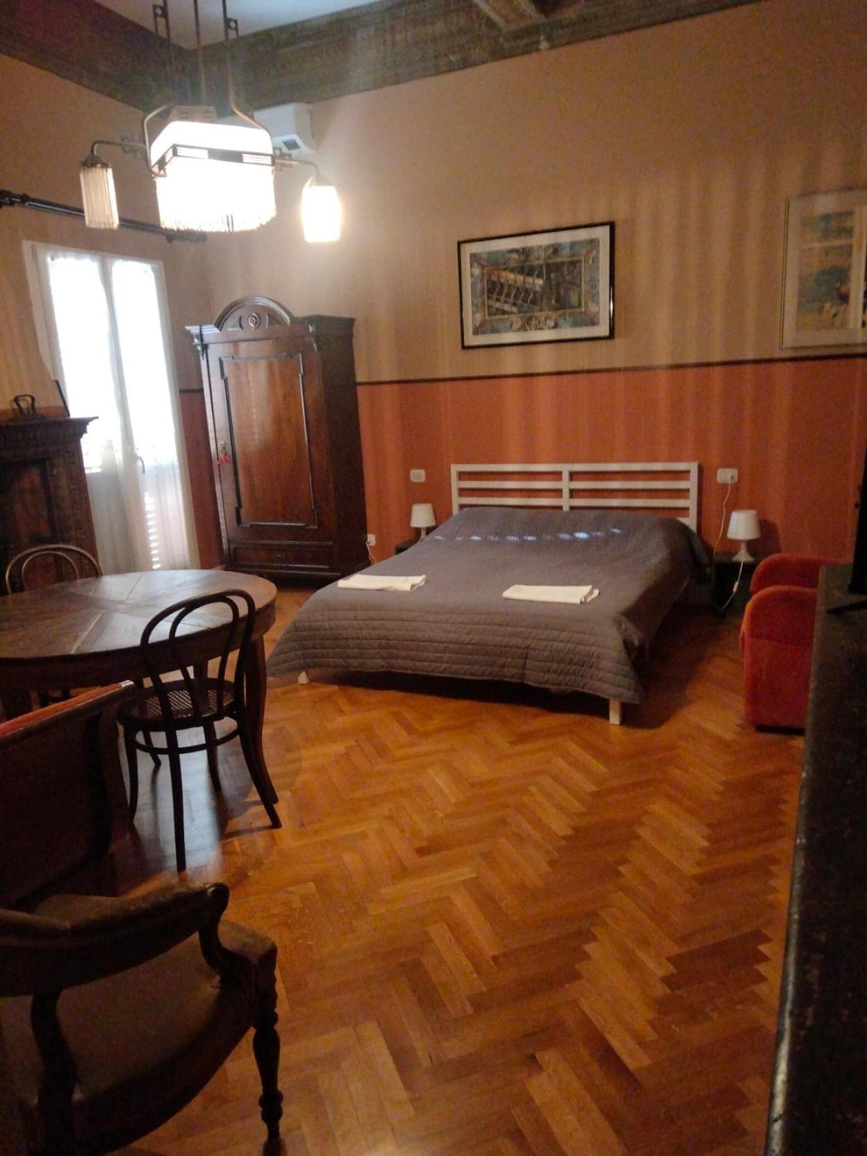 San Petronio Room And Suite Rooms - By Bolognacentro Luxuryh 外观 照片